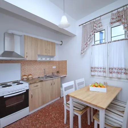 Molos House * סקופלוס טאון