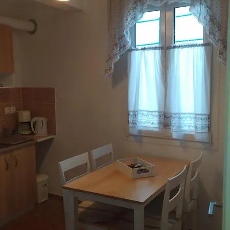 Molos House * סקופלוס טאון