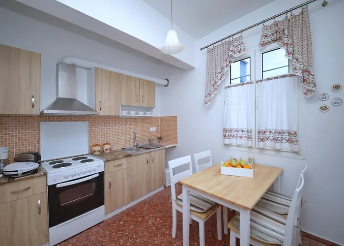 Molos House * Skopelos Town